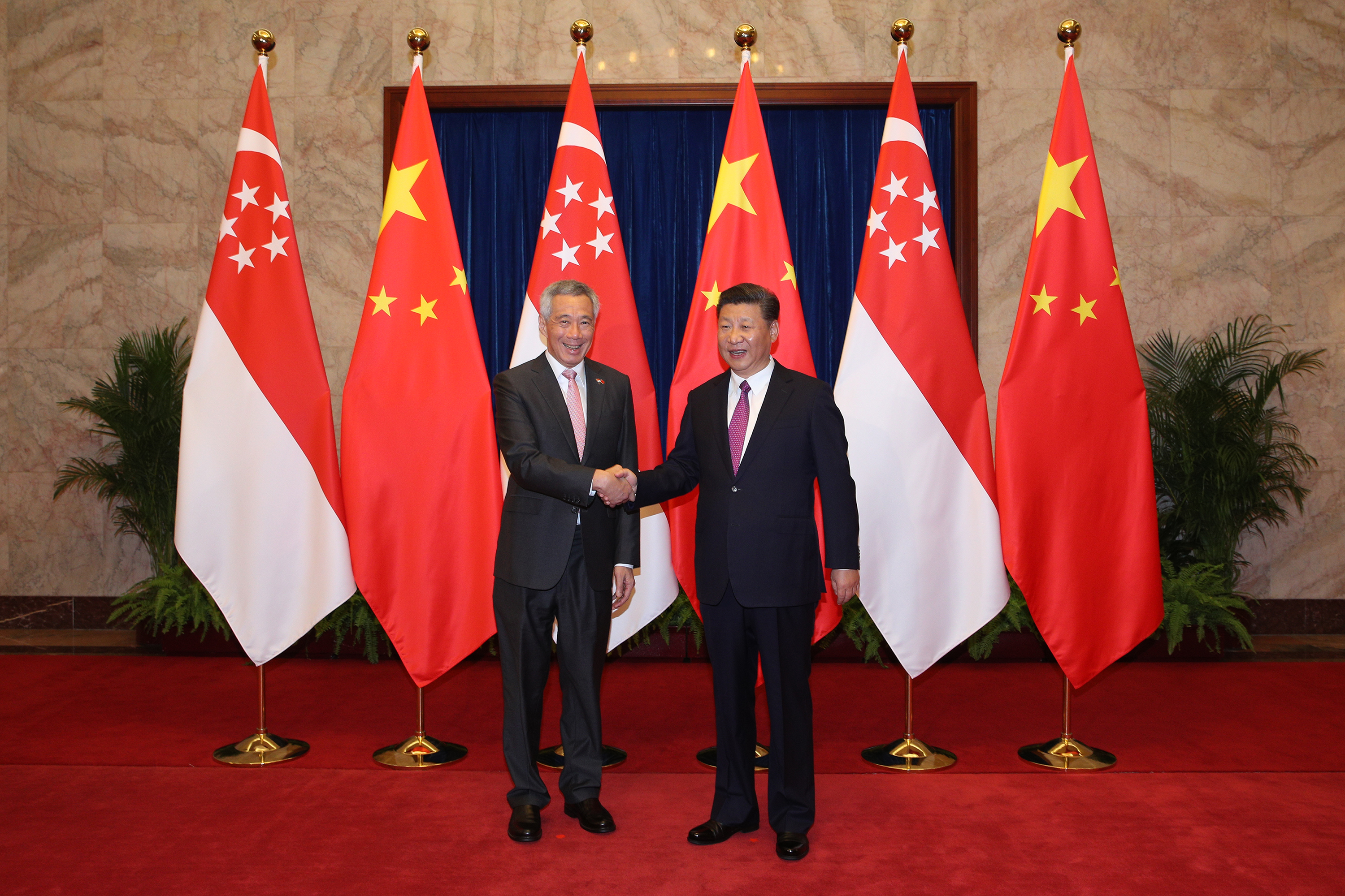 PM Lee Hsien Loong meeting Chinese President Xi Jinping on 20 Sep 2017 (MCI Photo by Chwee)