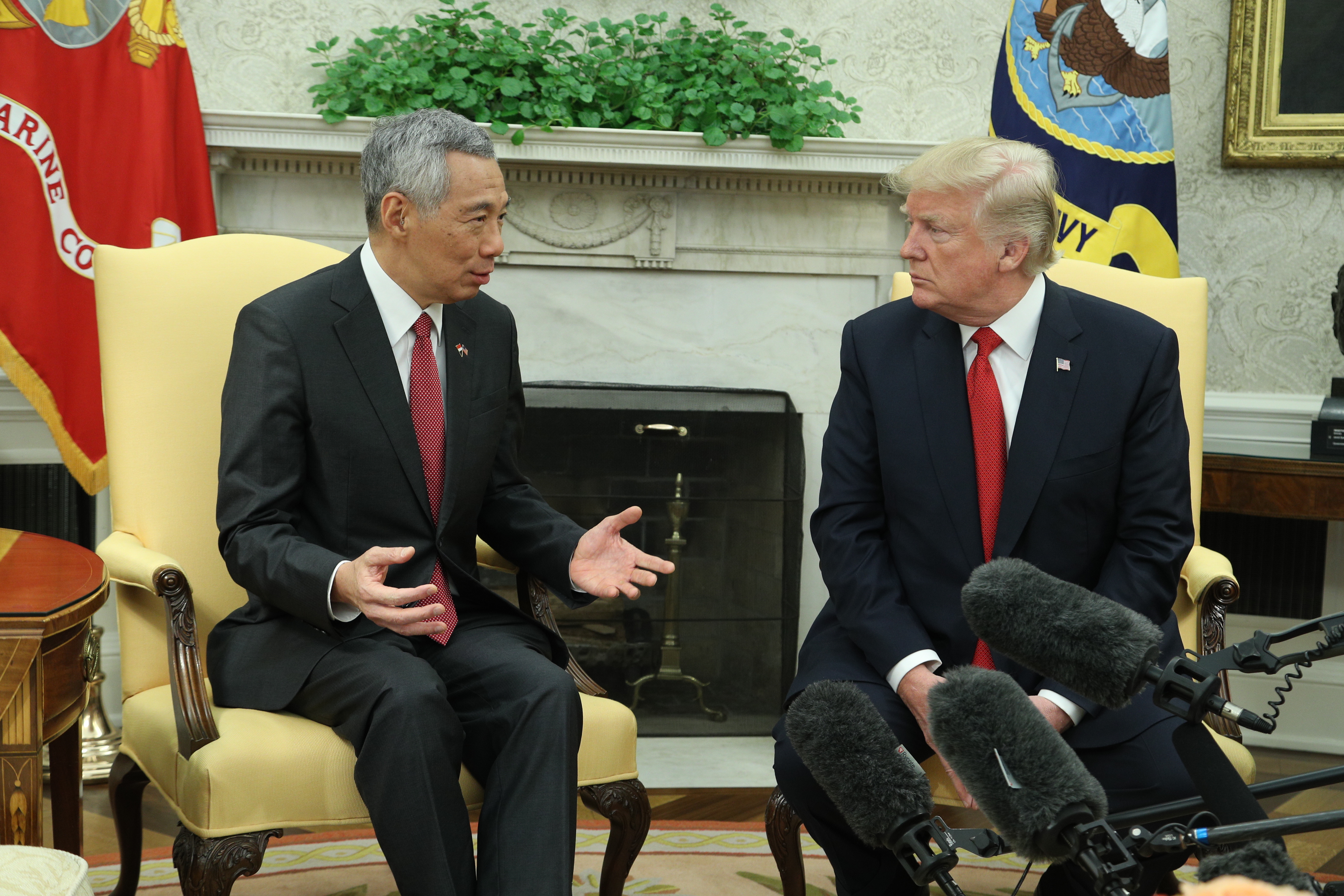 PM Lee Hsien Loong's Four-Eye Meeting with US President Donald Trump on 23 Oct 2017 (MCI Photo by Kenji Soon)