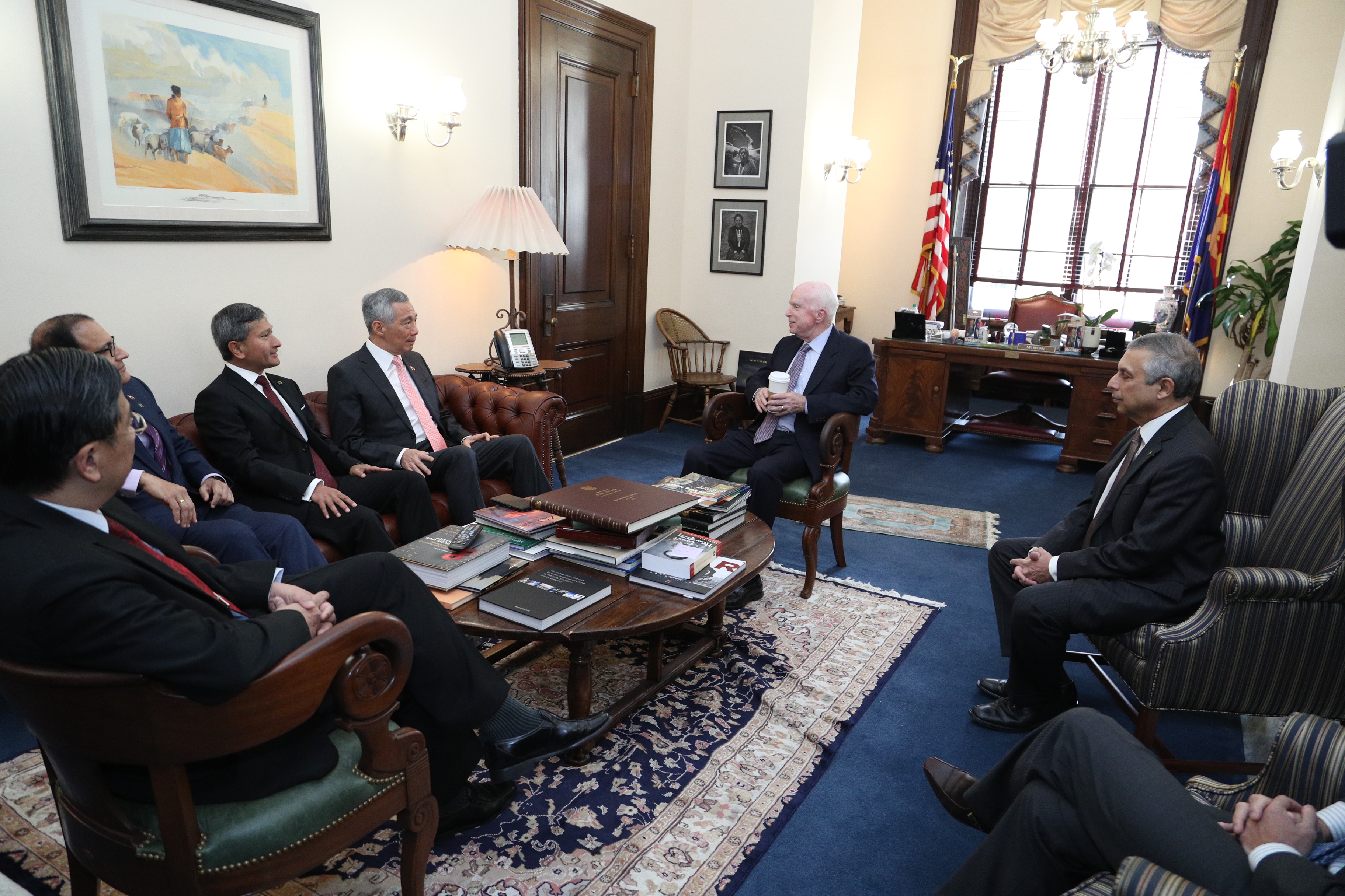PM Lee Hsien Loong meeting with Senate Armed Services Committee Chairman John McCain on 25 Oct 2017 (MCI Photo by Kenji Soon)