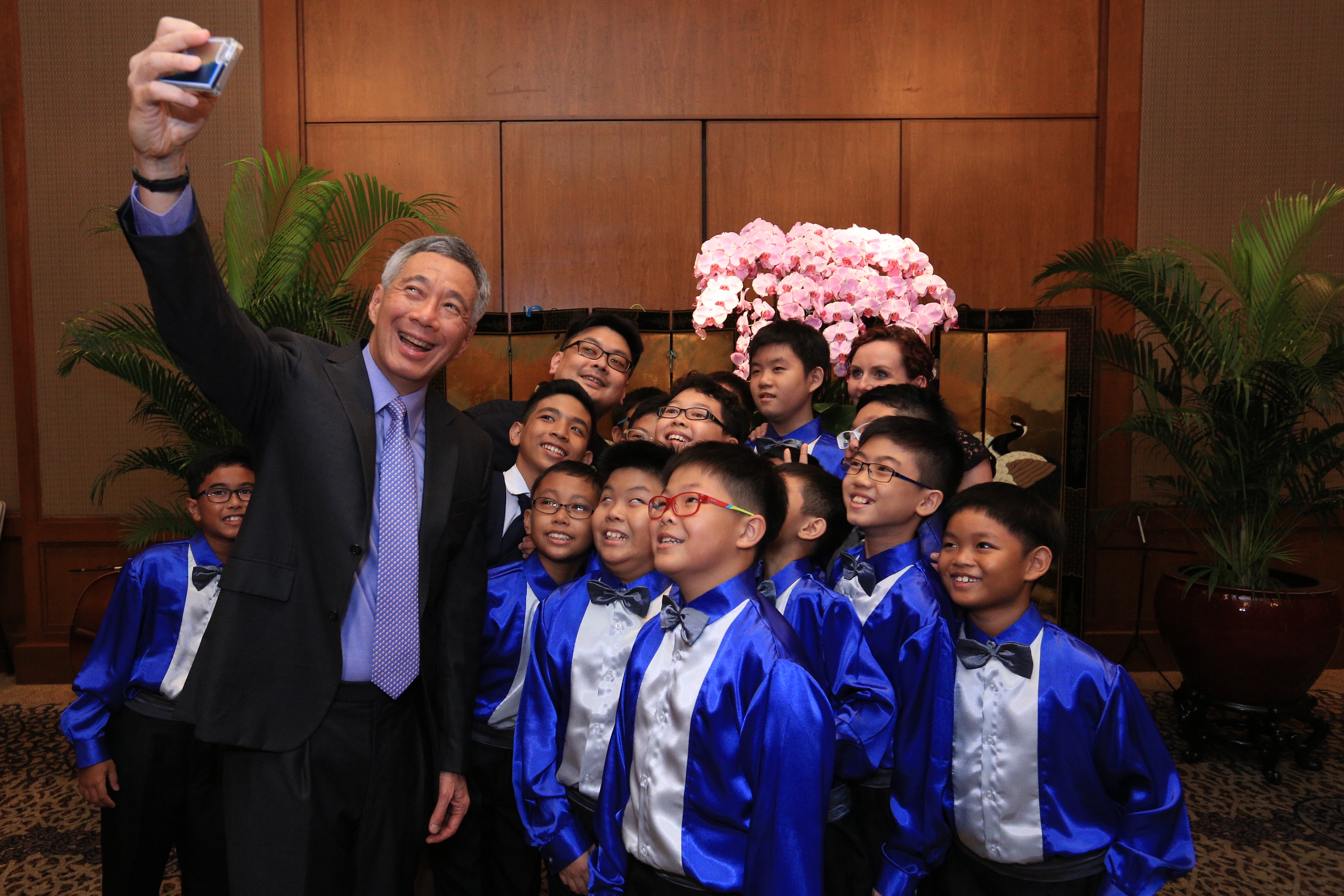 Prime Minister Lee Hsien Loong at Montfort School Centennial Fundraising Dinner on 9 Apr 2016 (MCI Photo by Kenji Soon)