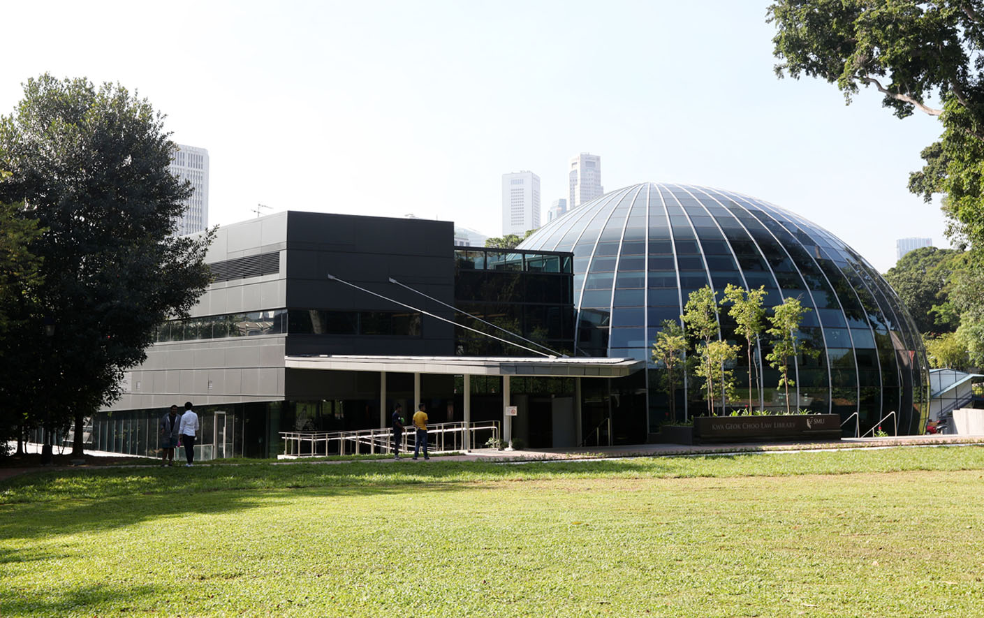 Kwa Geok Choo Law Library at SMU (MCI Photo by Betty Chua)