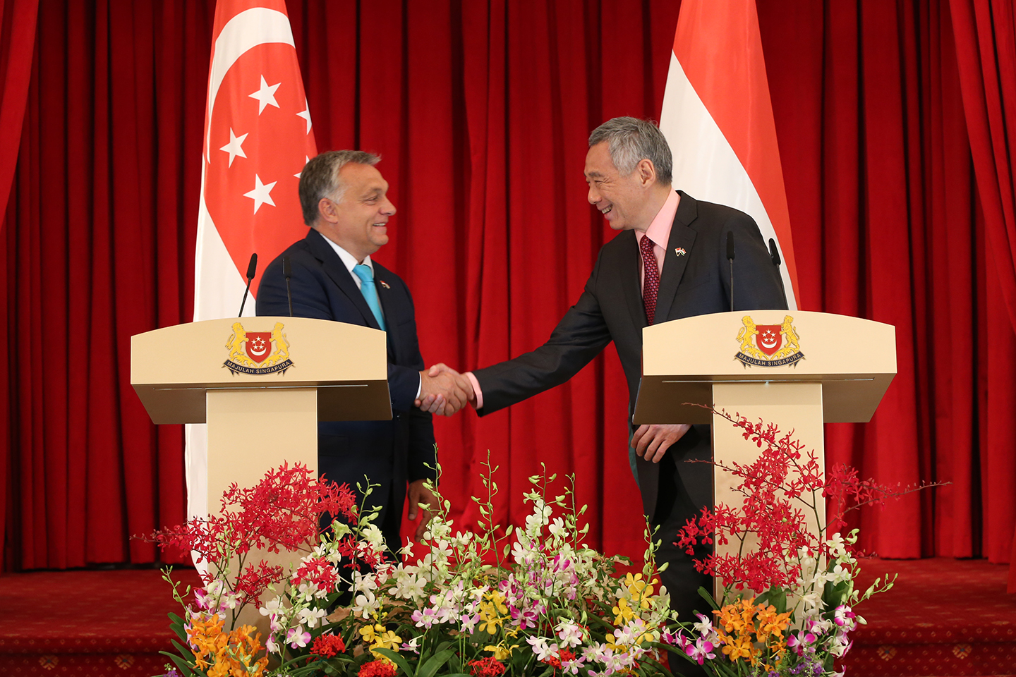 PM Lee Hsien Loong at Joint Press Conference with Hungarian PM Orban Viktor on 26 Sep 17 (MCI Photo by LH Goh)