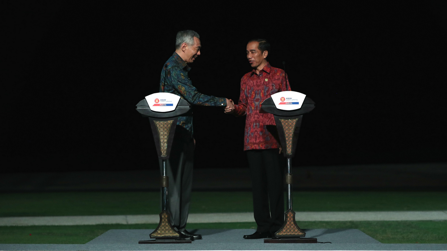 PM Lee Hsien Loong at Joint Press Statement with President Joko Widodo at the ASEAN Leaders’ Gathering 