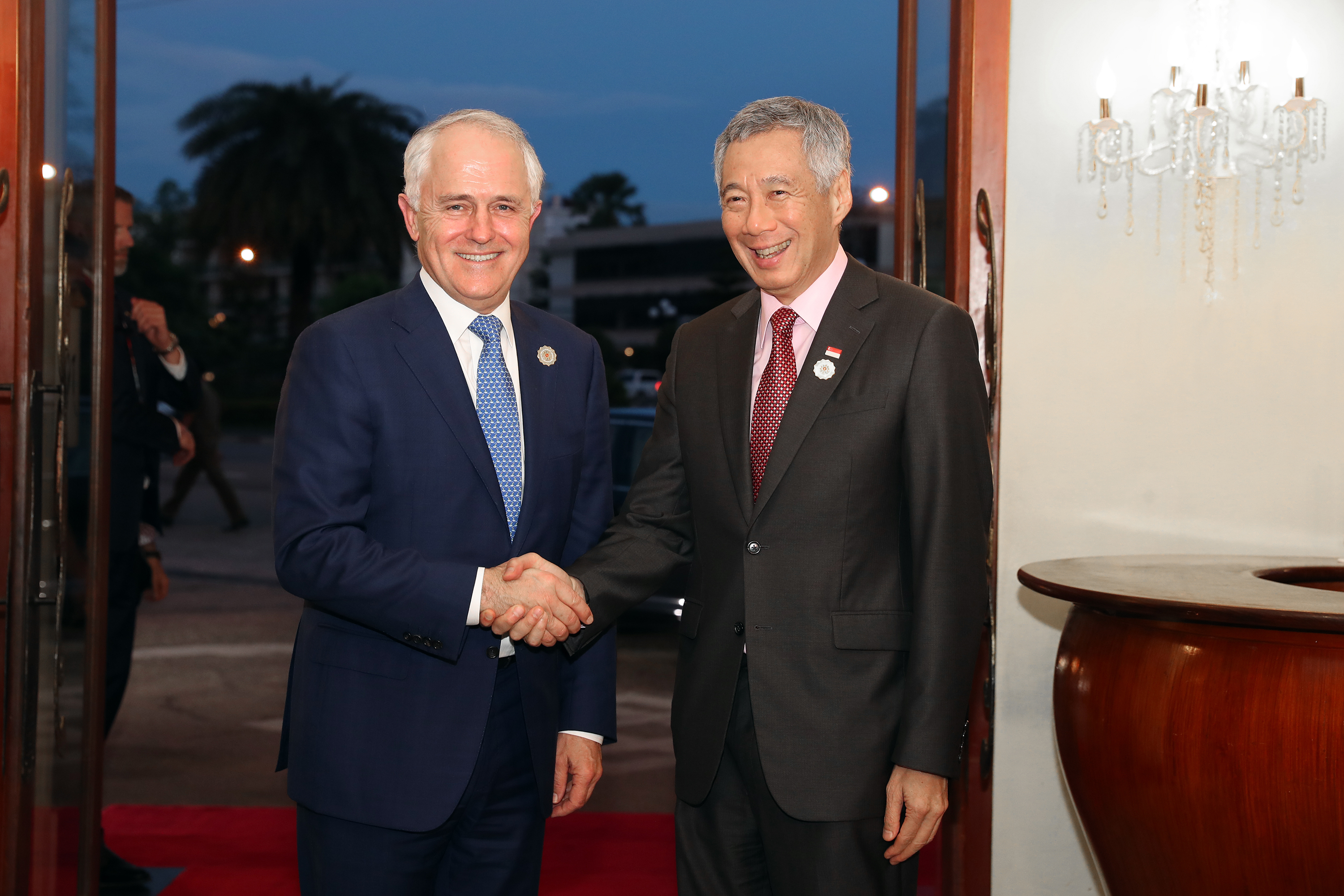 PM Lee Hsien Loong meeting with Australian PM Malcolm Turnbull on 6 Sep 2016 (MCI Photo by Chwee)