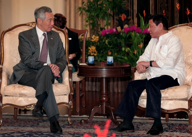 PM Lee Hsien Loong met with President Rodrigo Duterte on 15 Dec 2016 (MCI Photo by Terence Tan)