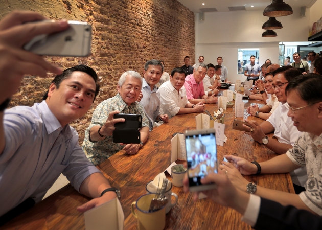 PM Lee Hsien Loong hosted President Rodrigo Duterte to lunch on 16 Dec 2016 (MCI Photo by Terence Tan)