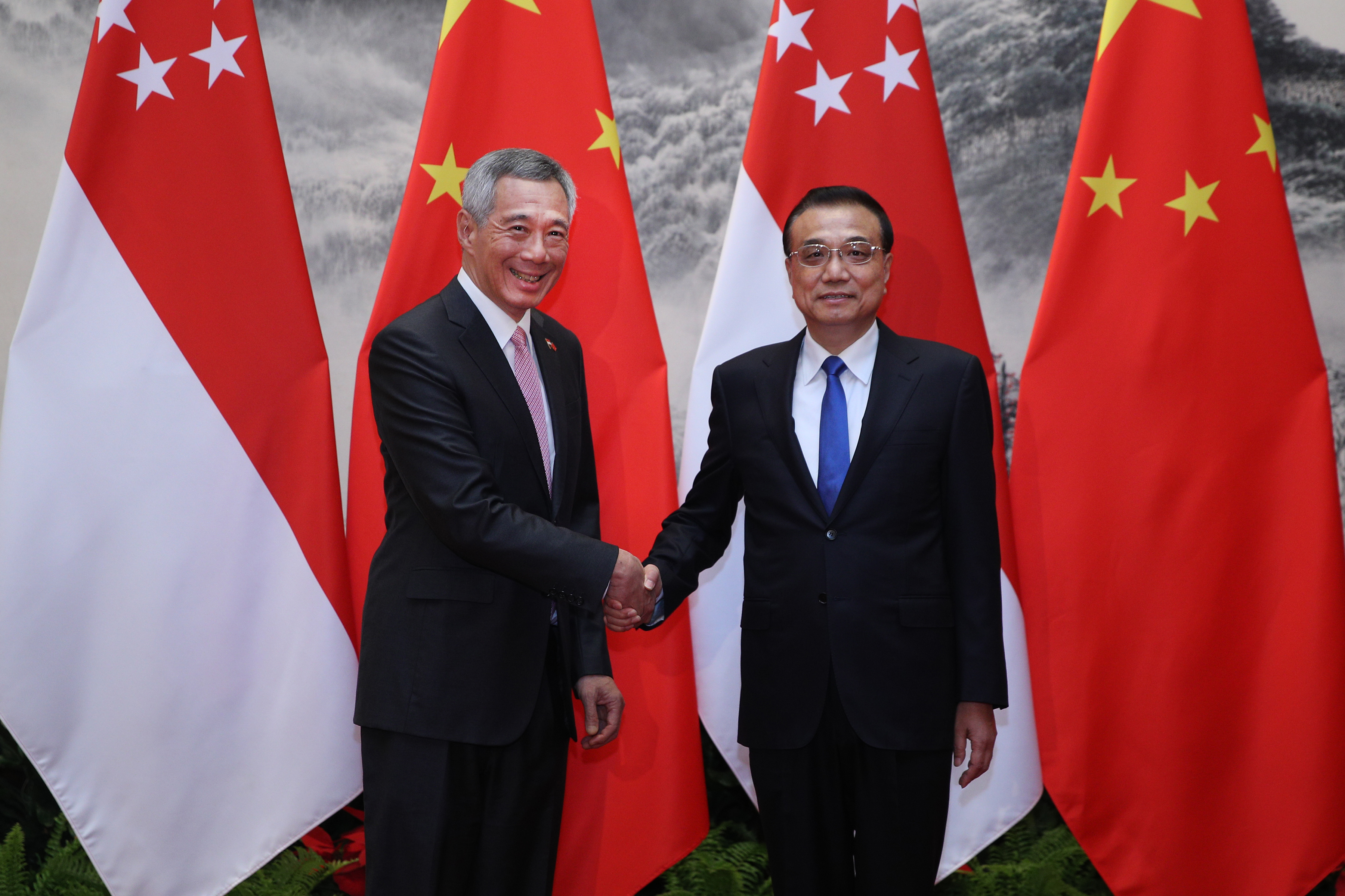 PM Lee Hsien Loong meeting Chinese Premier Li Keqiang on 19 Sep 2017 (MCI Photo by Chwee)