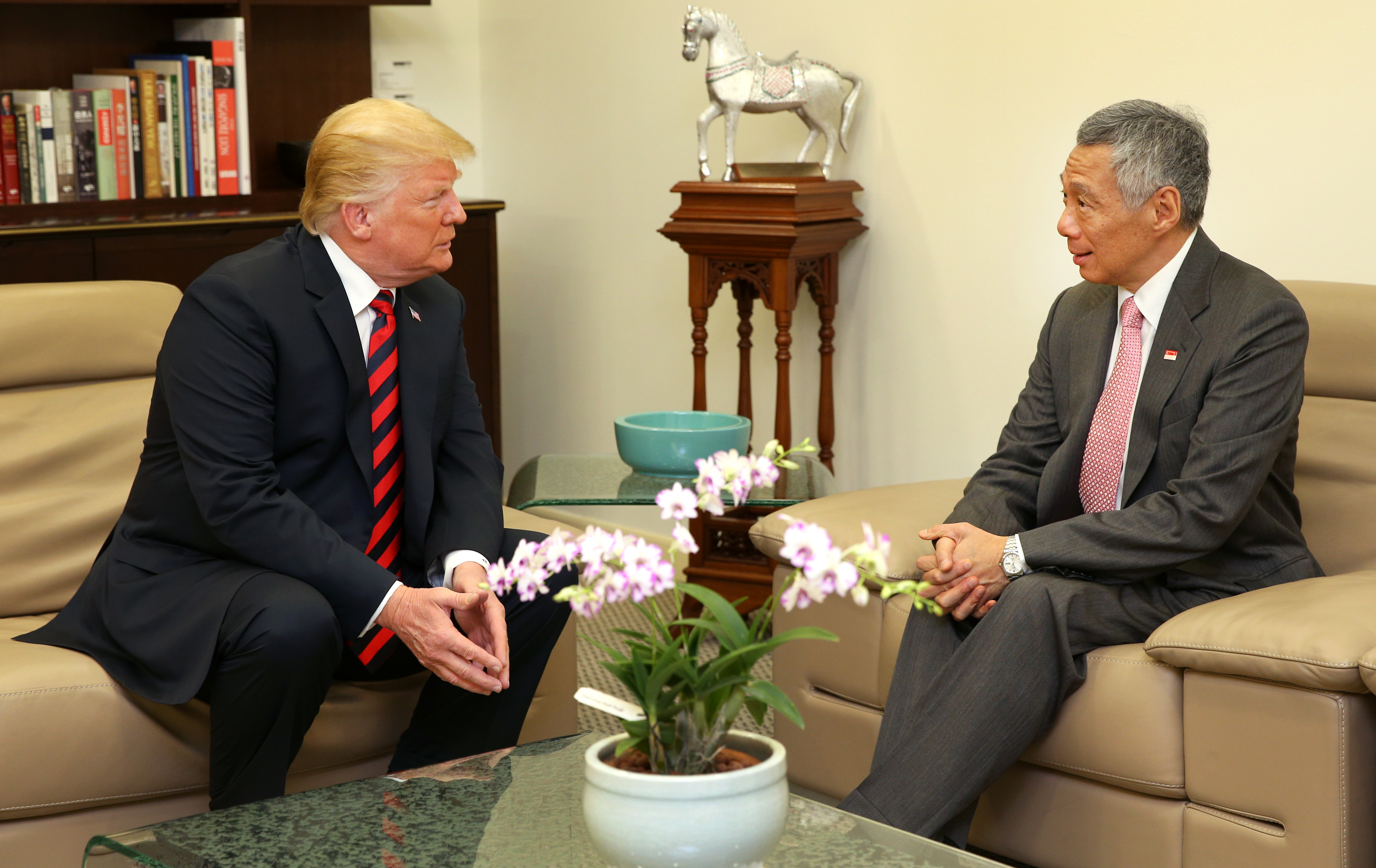 PM Lee Hsien Loong meeting US President Donald Trump on 11 Jun 2018 (MCI Photo by Terence Tan)